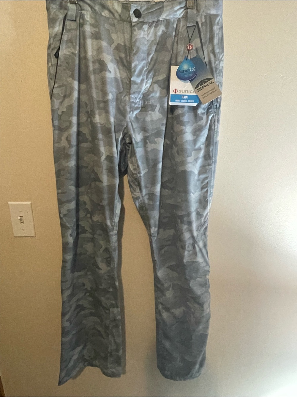 Sunice Golf Rain Pants Zephal Gray Camouflage Waterproof Pants Medium NWT
